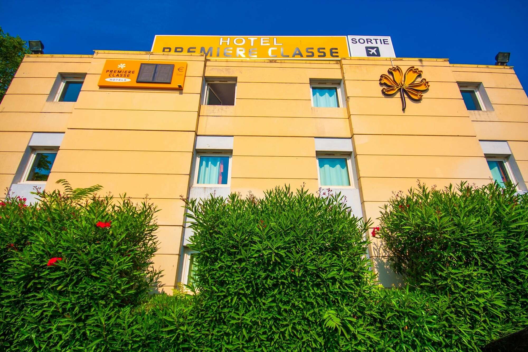 Greet Hotel Montpellier Aeroport Parc Des Expos Mauguio Exteriör bild
